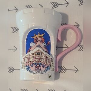 Vintage 2000 Queen of Everything Mary Engelbreit Large Castle Mug Liquid/Crafts